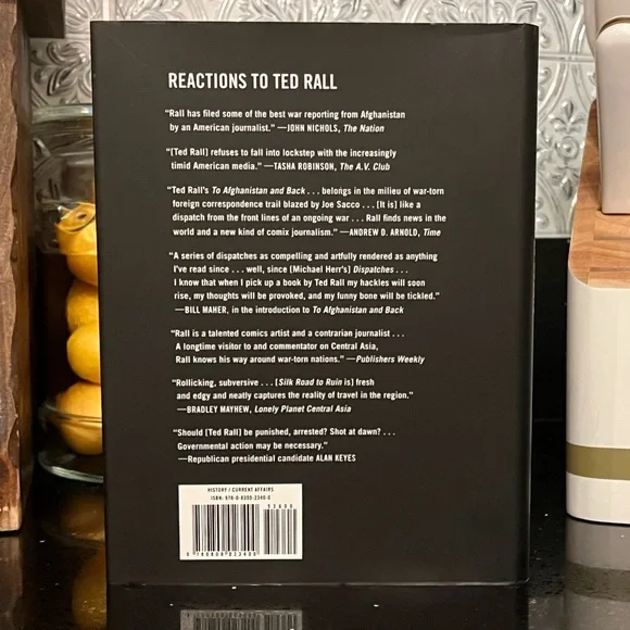 ‎Book - Picture 2 of 4